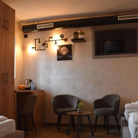 Urban Lodge Beograd Bagian luar foto