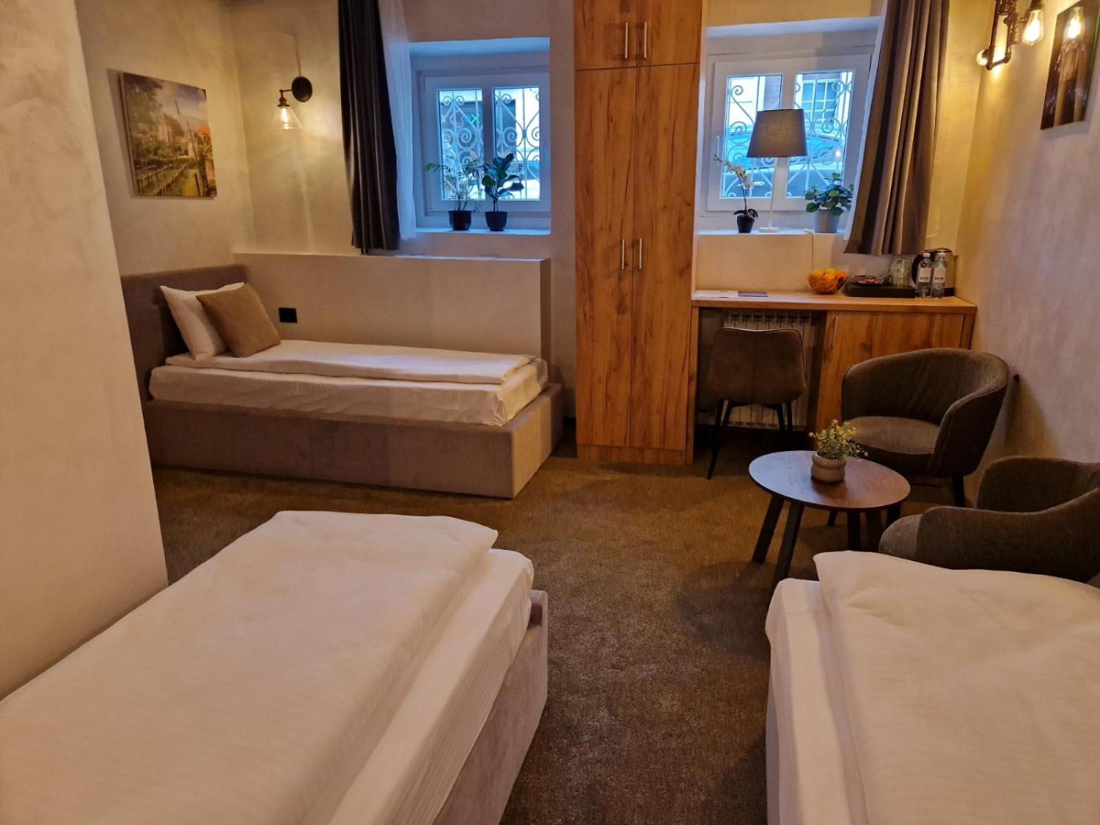 Urban Lodge Beograd Bagian luar foto