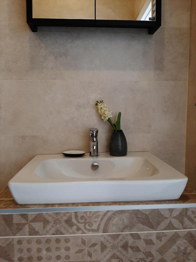 Urban Lodge Beograd Bagian luar foto
