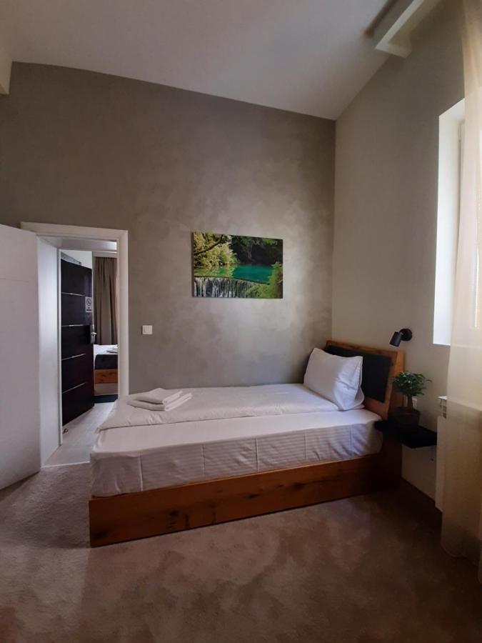 Urban Lodge Beograd Bagian luar foto